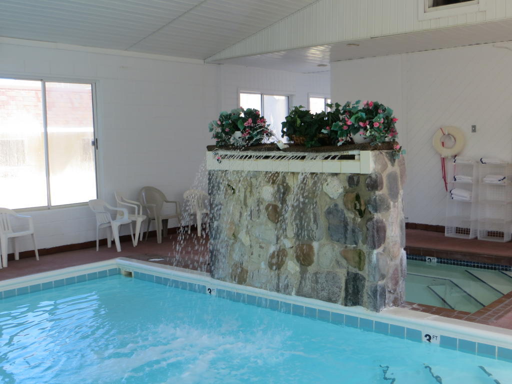 Waterfront Inn Mackinaw City Luaran gambar