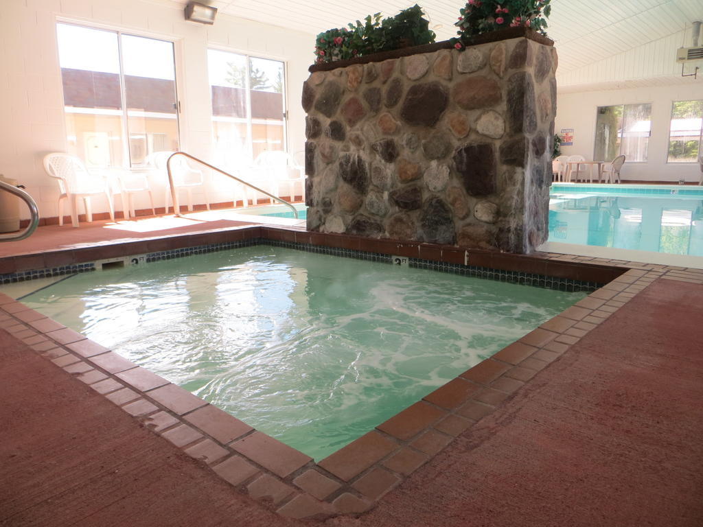 Waterfront Inn Mackinaw City Luaran gambar